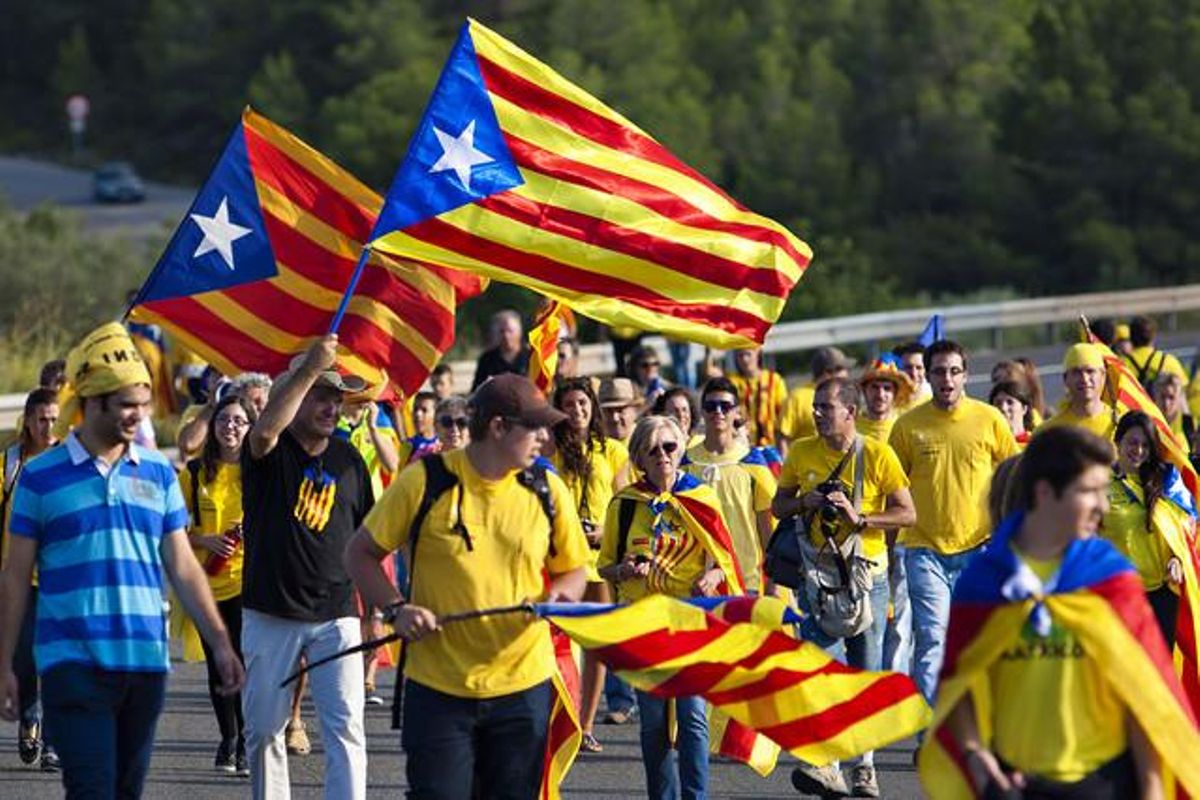 Participantes en la Via Catalana, el pasado 11 de septiembre, durante la Diada. Participantes en la Via Catalana, el pasado 11 de septiembre, durante la Diada.