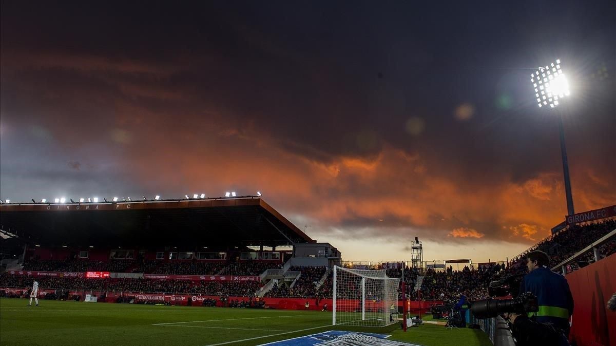Una imagen de Montilivi en un partido de Liga. Una imagen de Montilivi en un partido de Liga.