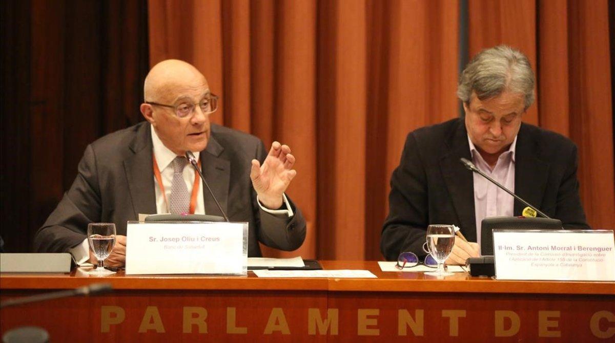 Josep Oliu declara ante la comisión del 155 en el Parlament.