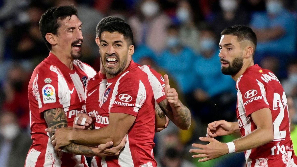 Luis Suárez celebra uno de sus goles, este martes en Getafe. Luis Suárez celebra uno de sus goles, este martes en Getafe.