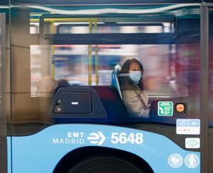 Adiós a las mascarillas: el transporte público aplaude la medida