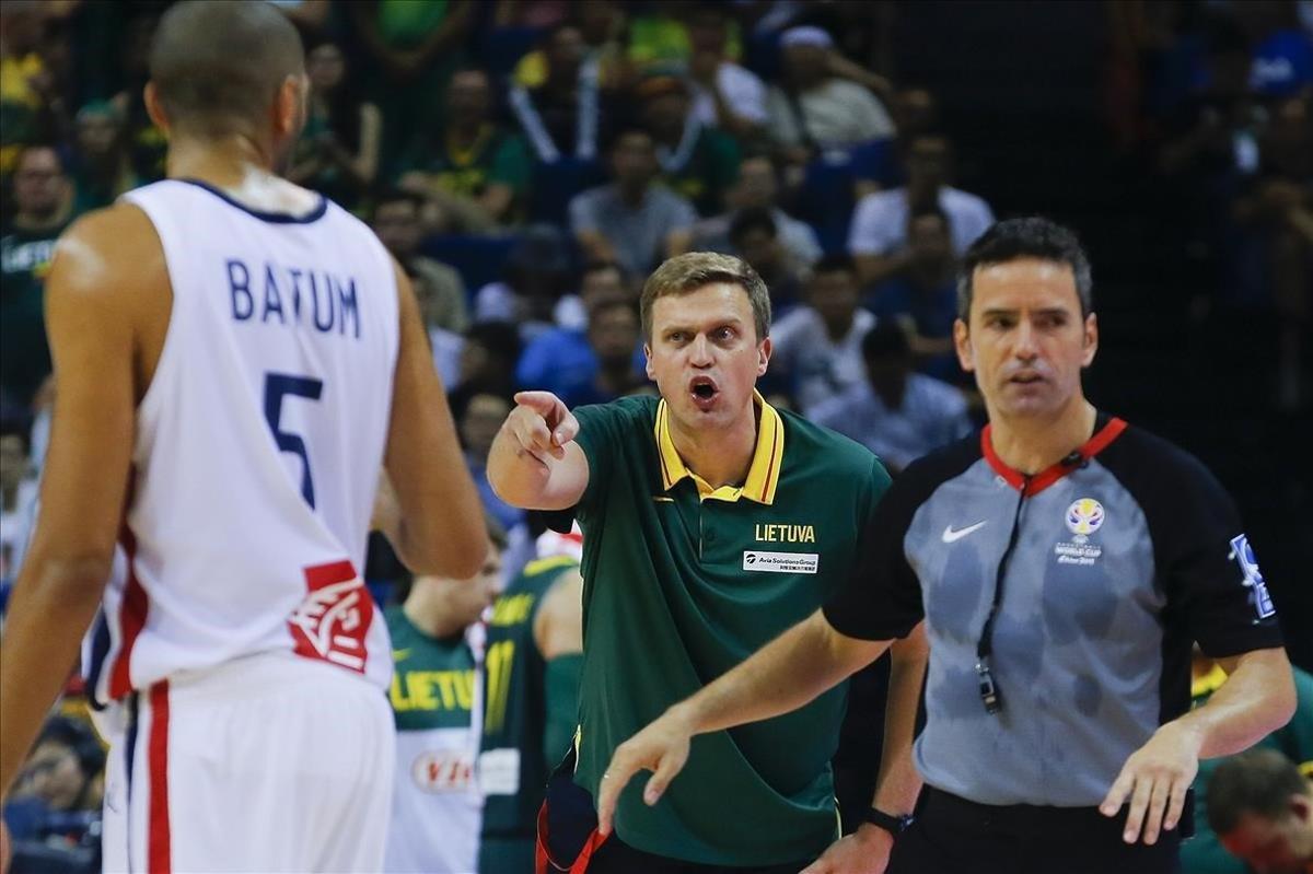 La FIBA fa fora del Mundial un àrbitre espanyol per un greu error
