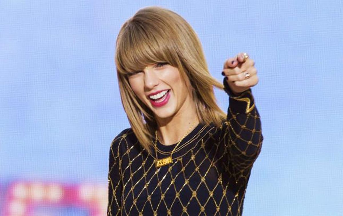 La cantante Taylor Swift, actuando en un programa de la cadena ABC. La cantante Taylor Swift, actuando en un programa de la cadena ABC.