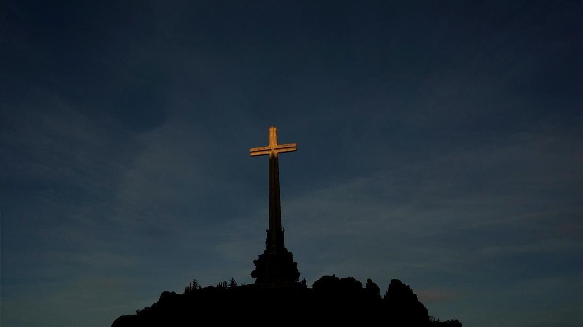 La gran cruz del Valle de los Caídos.