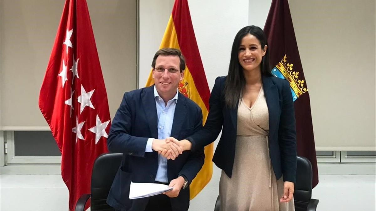 José Luis Martínez-Almeida, alcalde de Madrid, y Begoña Villacís, vicealcaldesa. José Luis Martínez-Almeida, alcalde de Madrid, y Begoña Villacís, vicealcaldesa.