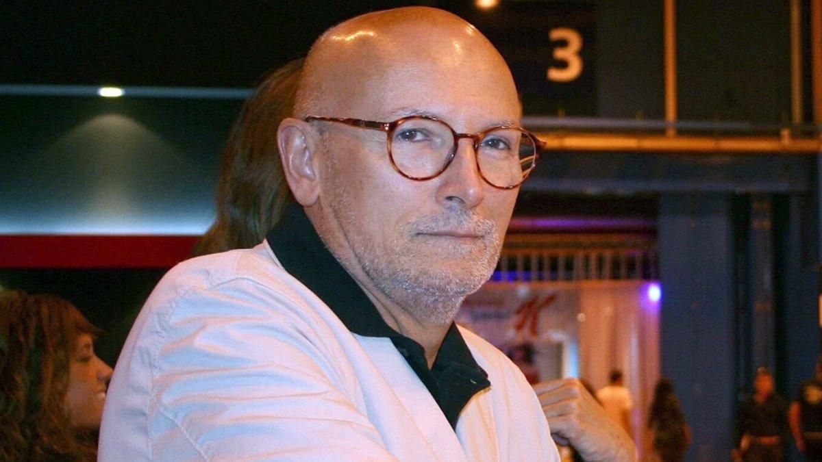 Muere Carlos García Calvo, experto en moda y cronista de la reina Letizia Muere Carlos García Calvo, experto en moda y cronista de la reina Letizia