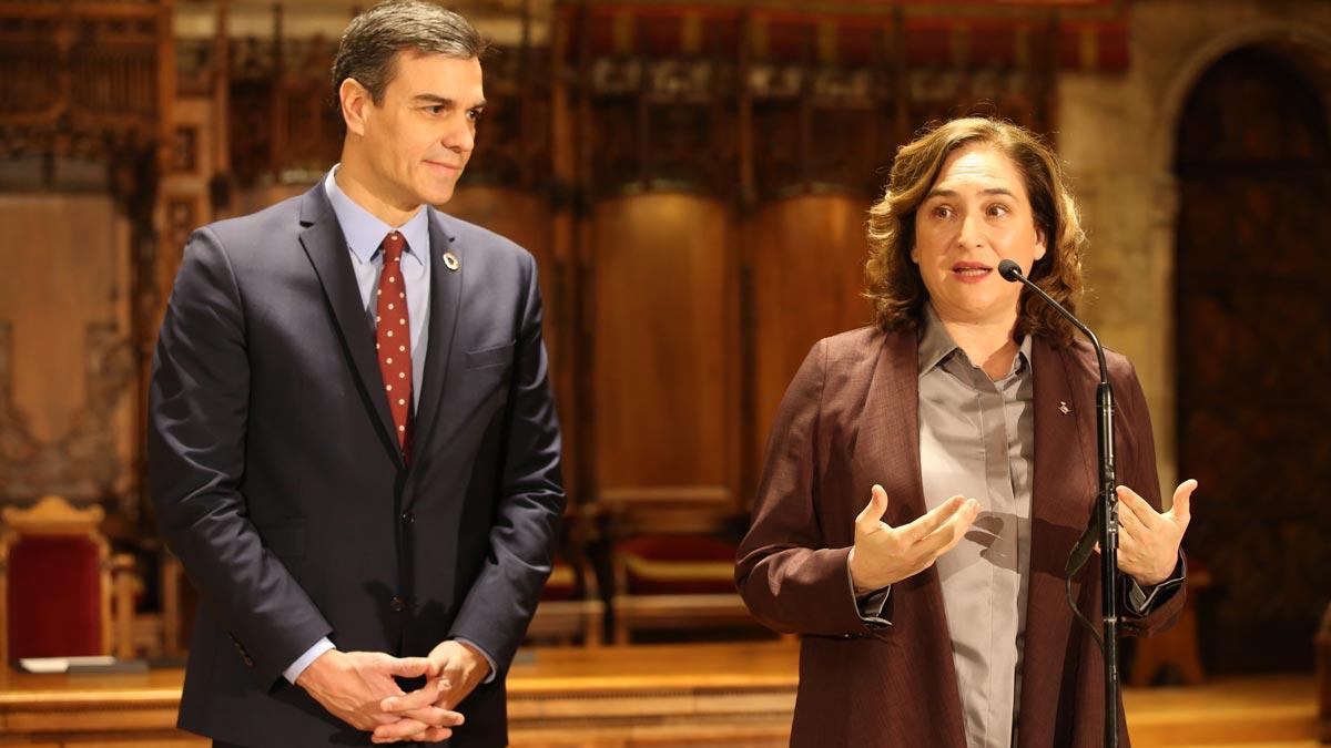 Declaraciones de Pedro Sánchez y Ada Colau tras su reunión en el Ayuntamiento de Barcelona.