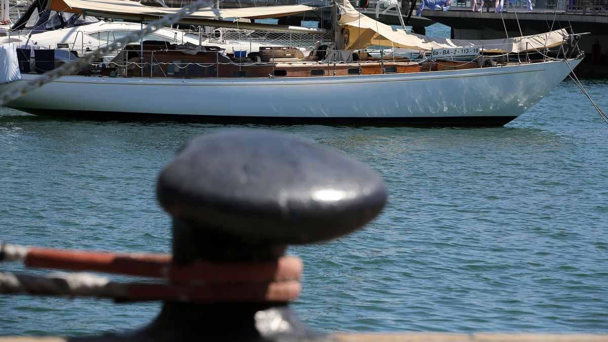 El Port Vell de Barcelona. El Port Vell de Barcelona.