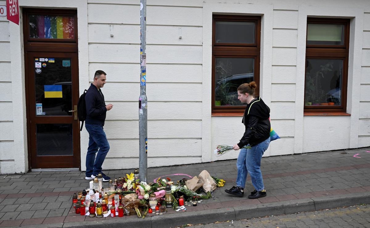 Un tiroteo contra un pub LGTBI deja, al menos, tres muertos en Eslovaquia