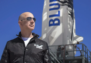 Un desconegut paga 28 milions de dòlars per viatjar a l’espai amb Jeff Bezos