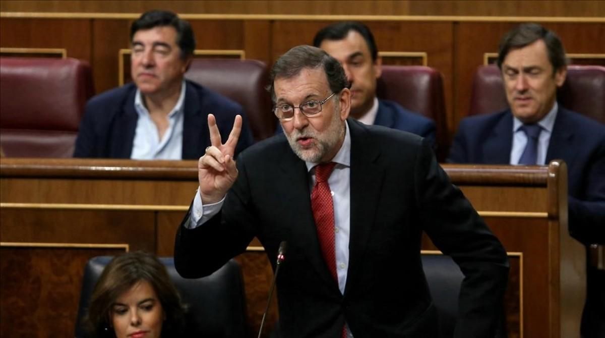 El presidente del Gobierno, Mariano Rajoy, este miércoles en la sesión de control al Ejecutivo. El presidente del Gobierno, Mariano Rajoy, este miércoles en la sesión de control al Ejecutivo.