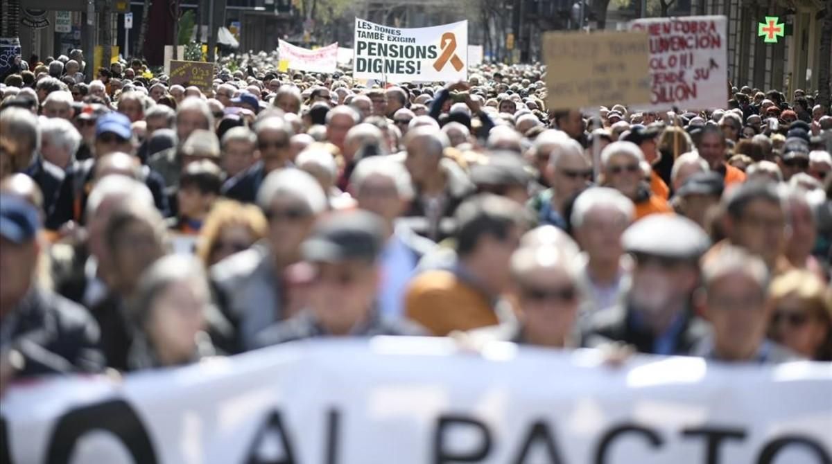 Contradicciones con las pensiones Contradicciones con las pensiones