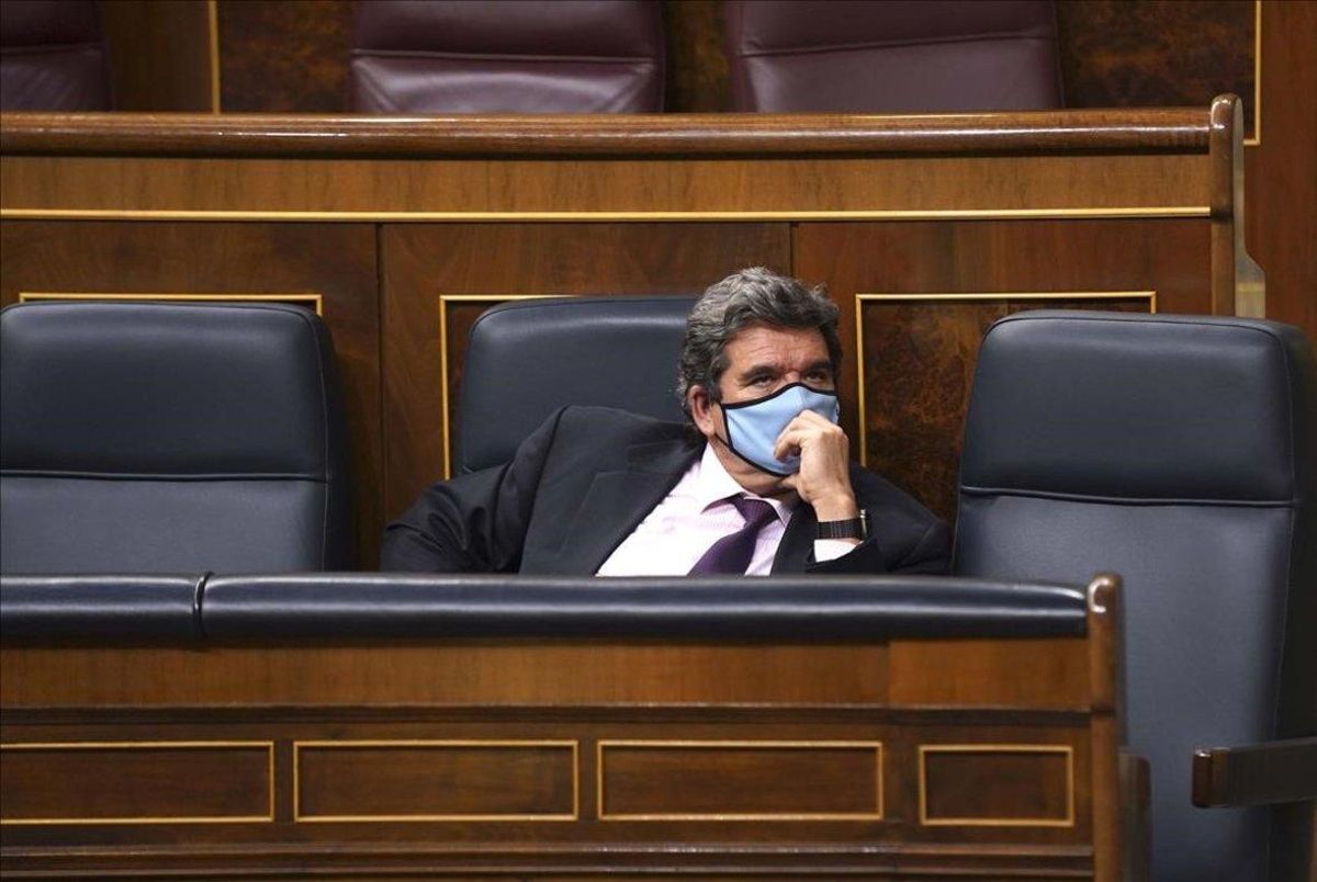El ministro de Inclusión y Seguridad Social, José Luis Escrivá, en el Pleno del congreso de los Diputados . El ministro de Inclusión y Seguridad Social, José Luis Escrivá, en el Pleno del congreso de los Diputados .