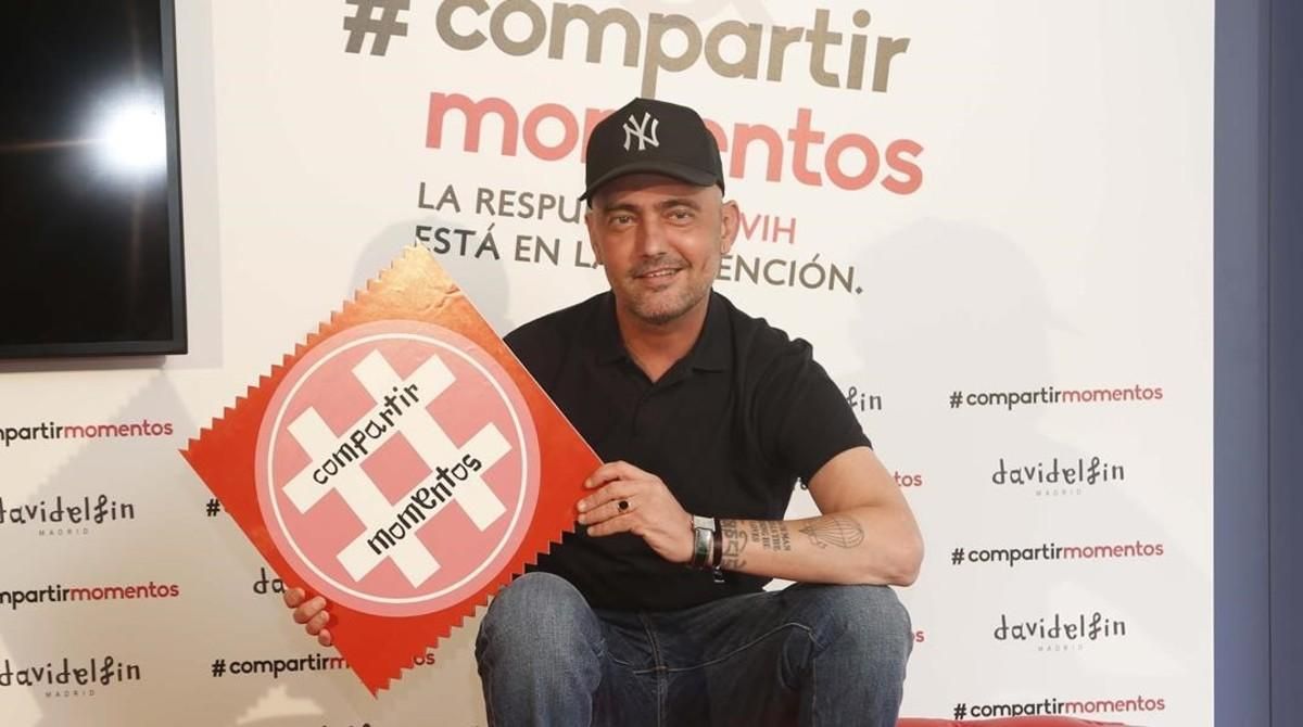 David Delfín, en la presentación, el año pasado, de la campaña Compartir Momentos, para la prevención del VIH, en la que hizo el logo. David Delfín, en la presentación, el año pasado, de la campaña Compartir Momentos, para la prevención del VIH, en la que hizo el logo.