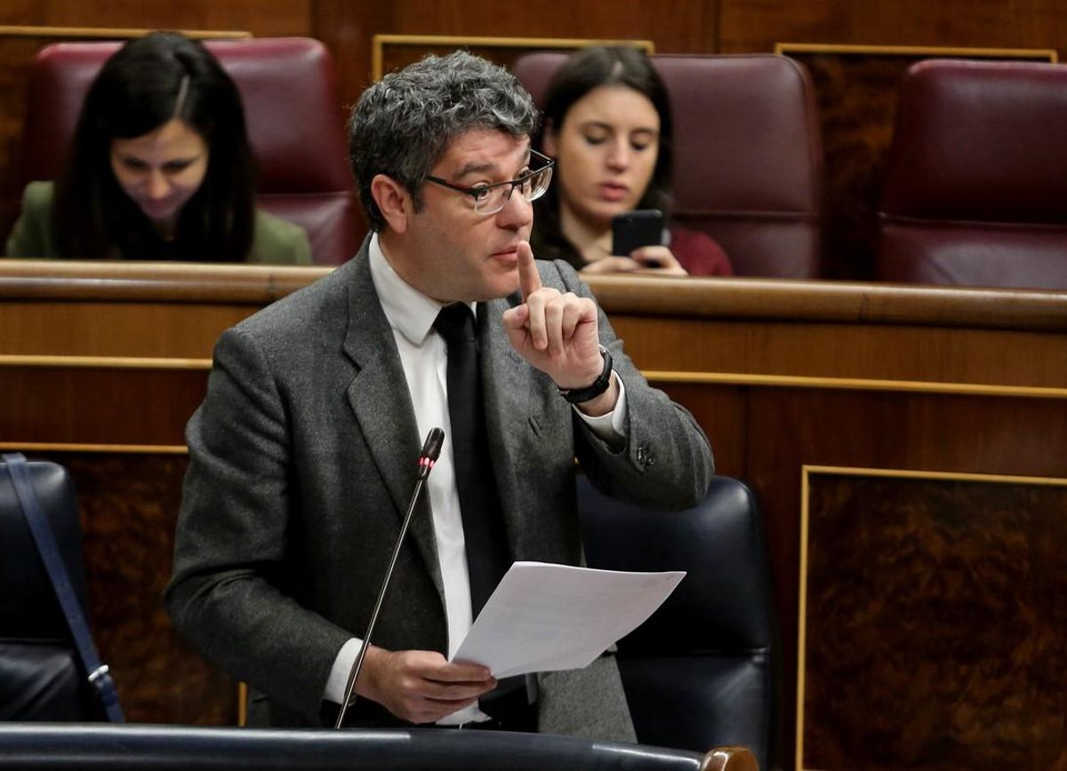 El ministro de Energía, Álvaro Nadal, en una sesión de control del Gobierno en el Congreso de los diputados. El ministro de Energía, Álvaro Nadal, en una sesión de control del Gobierno en el Congreso de los diputados.
