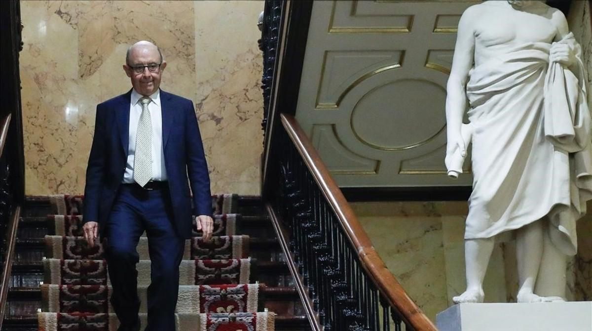 El exministro de Hacienda Cristóbal Montoro, en el Congreso de los Diputados El exministro de Hacienda Cristóbal Montoro, en el Congreso de los Diputados