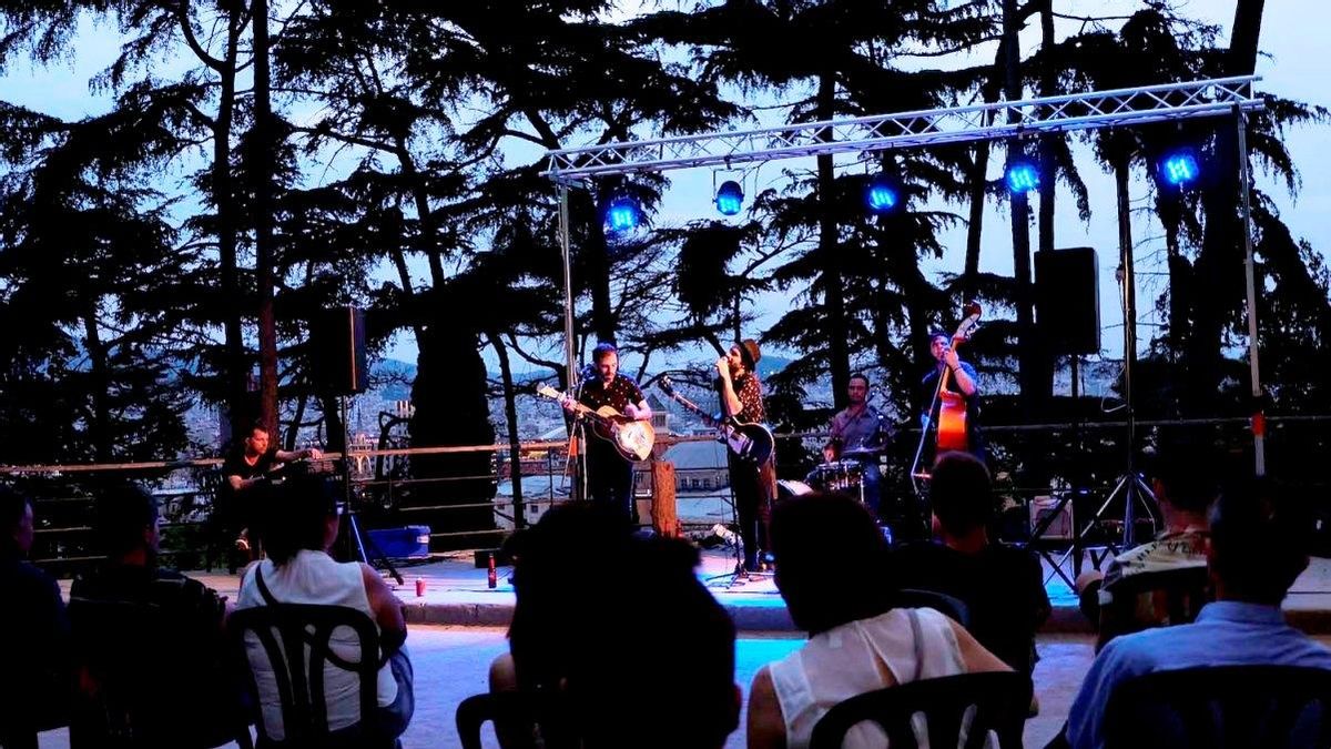 Nits de blues per als dimecres estiuencs Nits de blues per als dimecres estiuencs