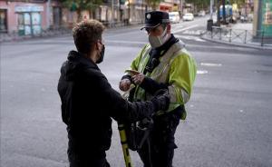 Més controls i policies per reforçar les àrees amb restriccions de Madrid