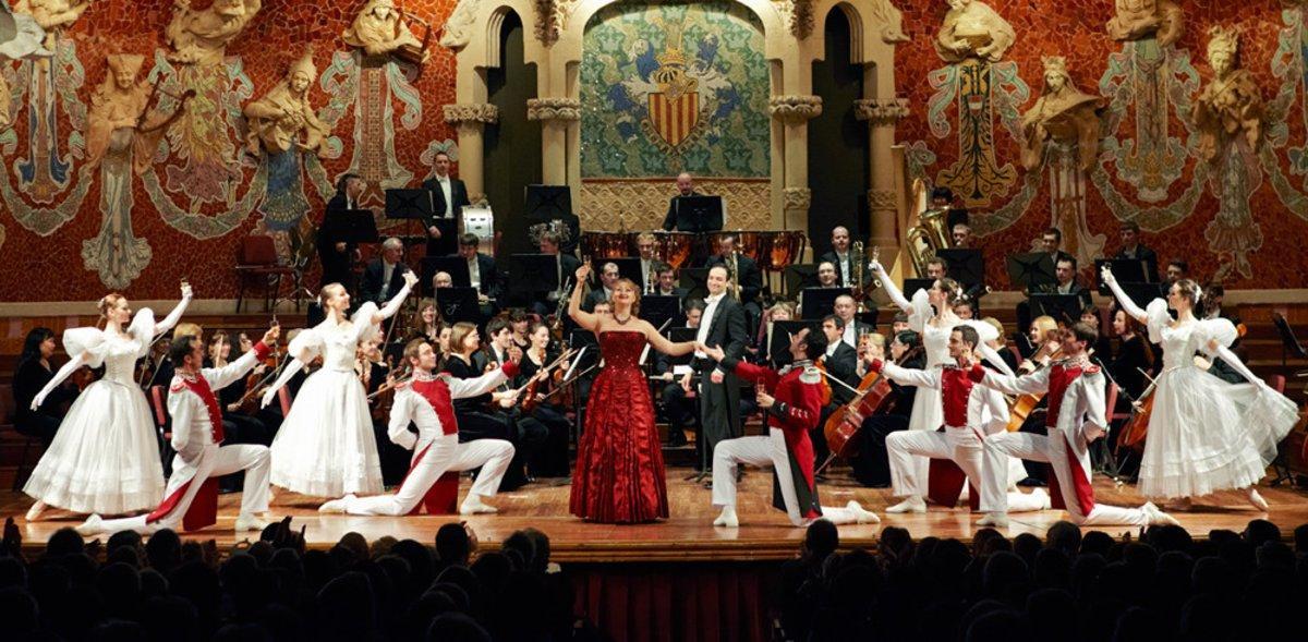 Una imagen del concierto de esta orquesta y ballet en el Palau.