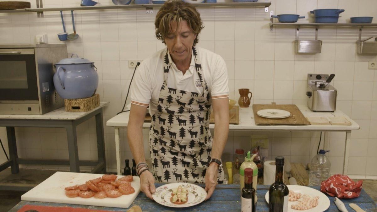 Colate Vallejo-Nágera, el cuarto anfitrión de la sexta edición de ’Gourmet Edition’. Colate Vallejo-Nágera, el cuarto anfitrión de la sexta edición de ’Gourmet Edition’.
