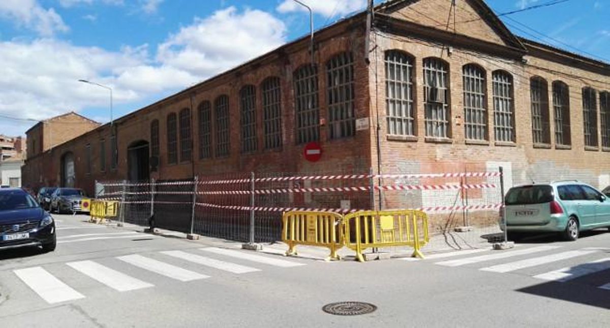 El conjunto fabril Sallarès i Deu es un edificio industrial y de carácter singular El conjunto fabril Sallarès i Deu es un edificio industrial y de carácter singular