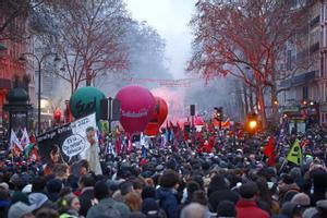 Una manifestación contra la subida de la edad de jubilación propuesta por Macron. 
