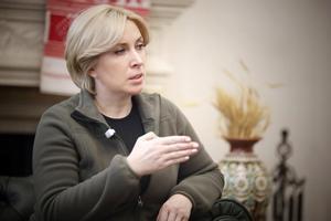 La viceprimera ministra de Ucrania, Iryna Vereshchuk, durante la entrevista.