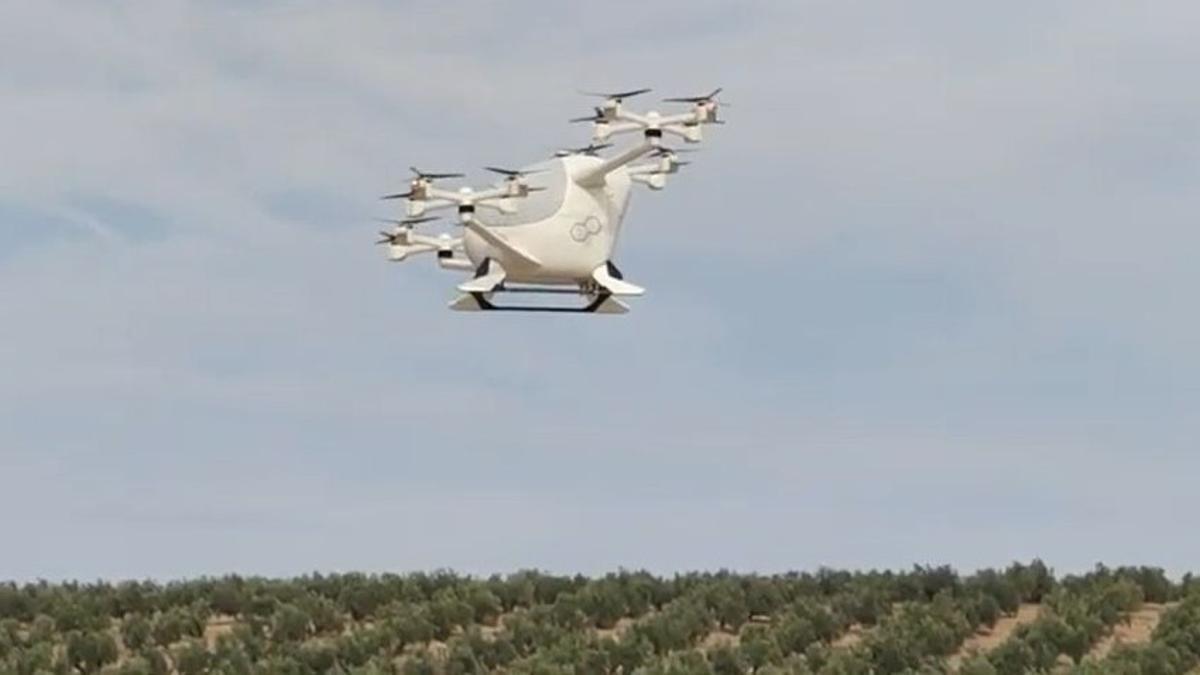 Primer vol lliure d’un prototip d’aerotaxi a Espanya | Vídeo