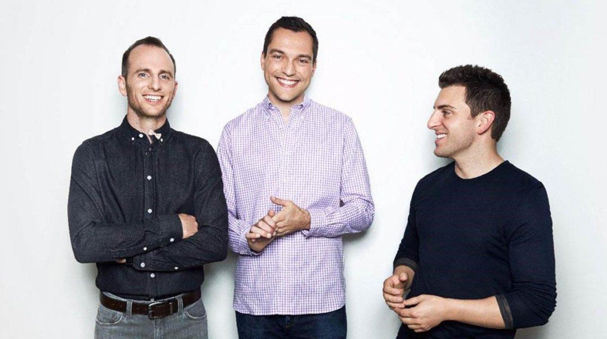 Los fundadores de Airbnb. Joe Gebbia, Nathan Blecharczyk y Brian Chesky.