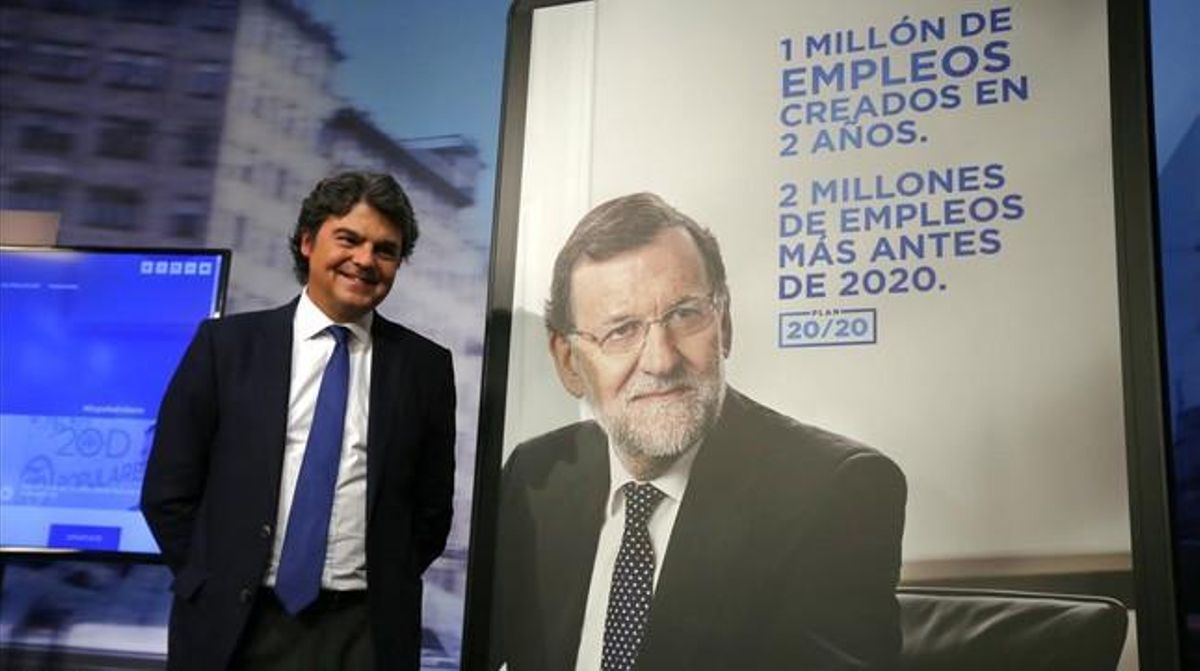 El director de campaña del PP, Jorge Moragas, en la presentación de los lemas, spot y cartelería de los conservadores cara a las elecciones generales El director de campaña del PP, Jorge Moragas, en la presentación de los lemas, spot y cartelería de los conservadores cara a las elecciones generales