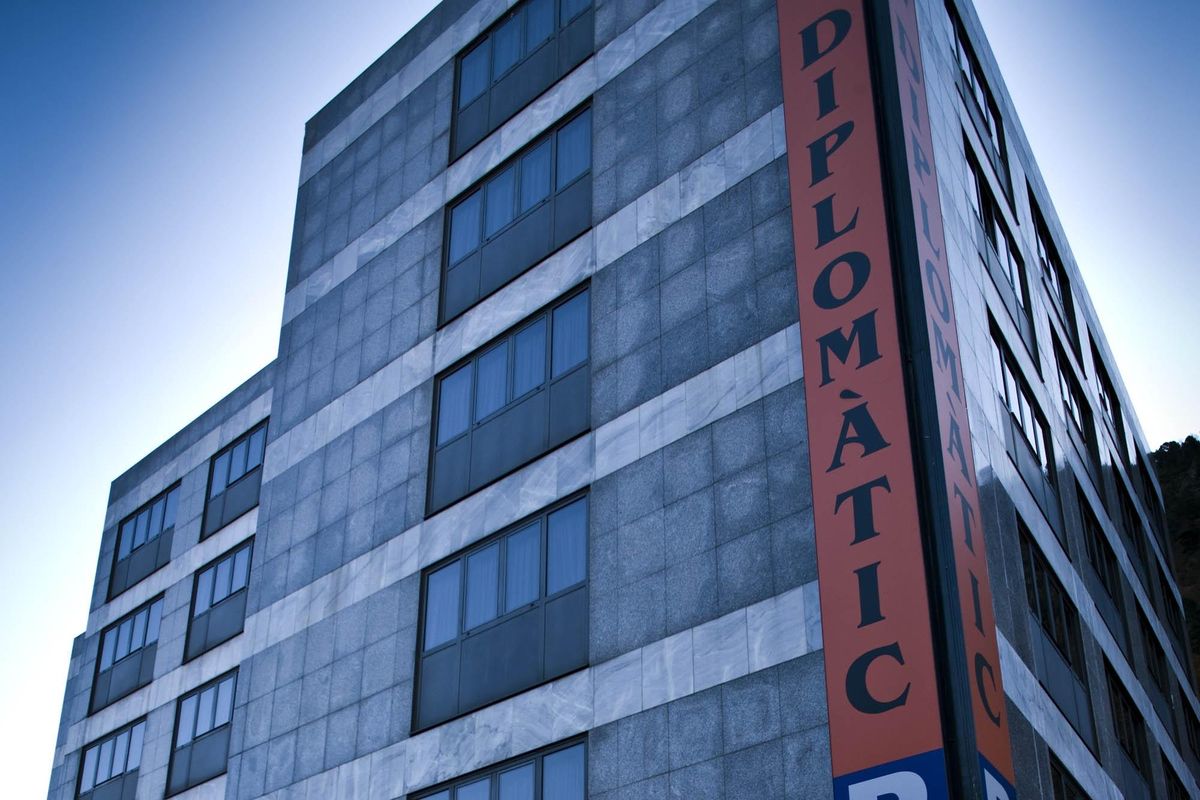Hotel Zenit Diplomàtic: Una experiència única on l'atenció al client és la seva principal prioritat Hotel Zenit Diplomàtic: Una experiència única on l'atenció al client és la seva principal prioritat