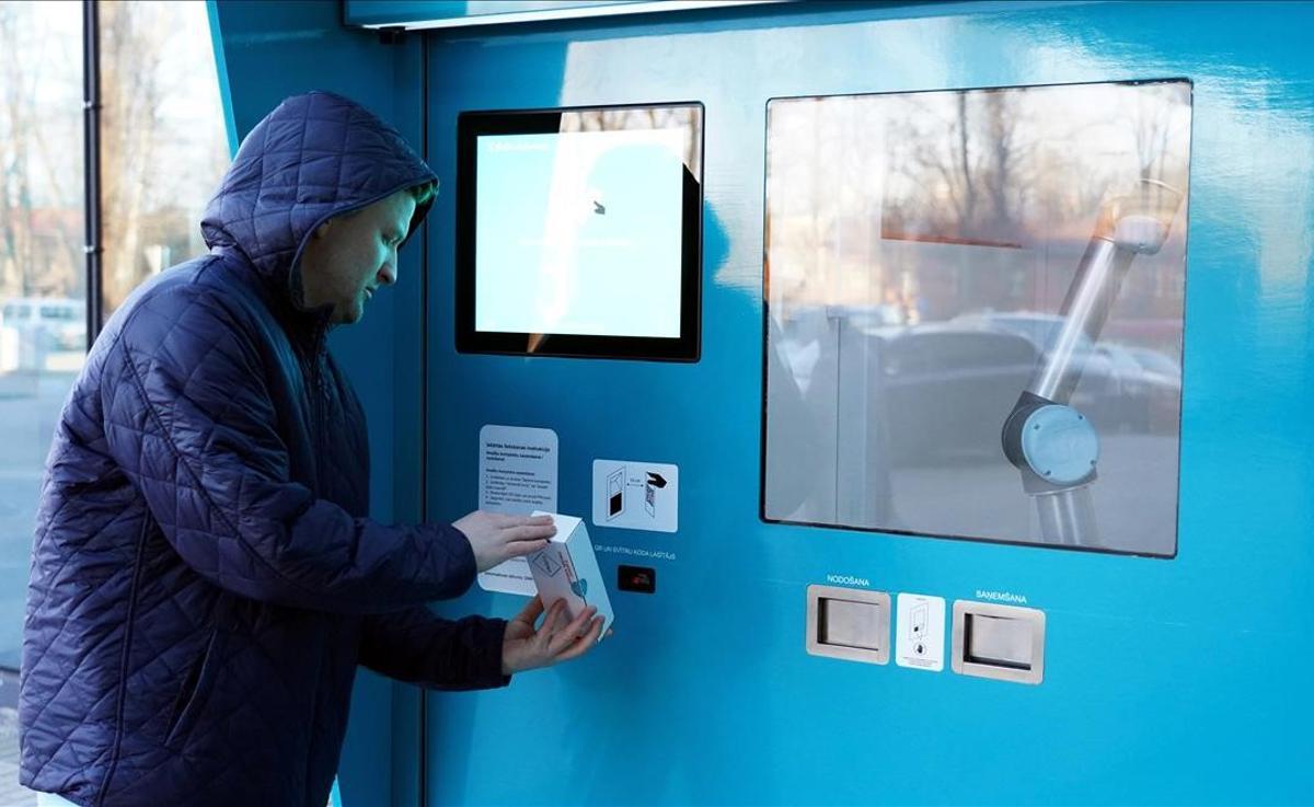 Letonia estrena una máquina de vending para suministrar test de covid