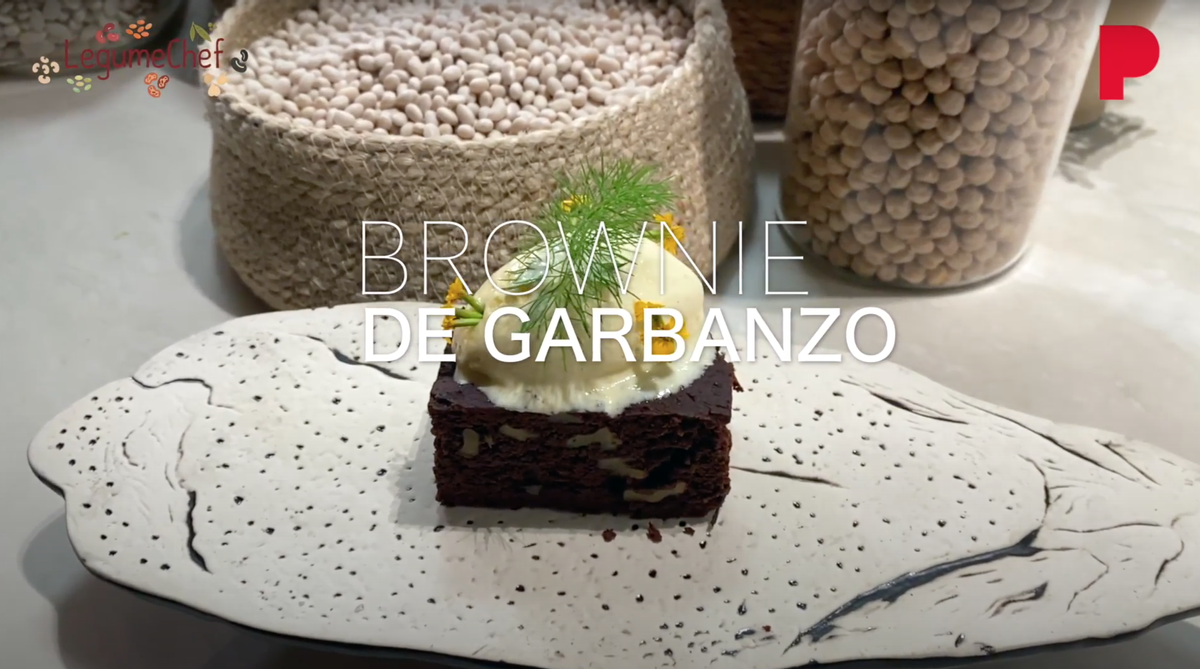 Receta saludable de brownie con garbanzos, sin azúcar ni harina Receta saludable de brownie con garbanzos, sin azúcar ni harina