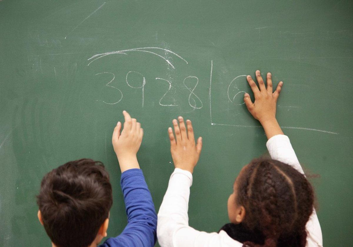 Menores en una escuela. Menores en una escuela.