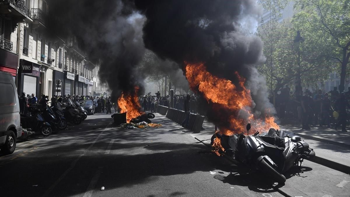 Imagen de las protestas de este sábado en el centro de París. Imagen de las protestas de este sábado en el centro de París.