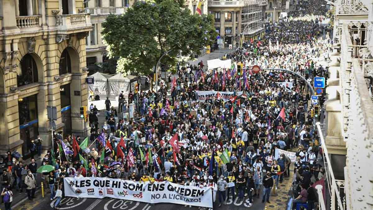 Vaga de funcionaris: La Generalitat xifra en el 5% el seguiment de les aturades Vaga de funcionaris: La Generalitat xifra en el 5% el seguiment de les aturades