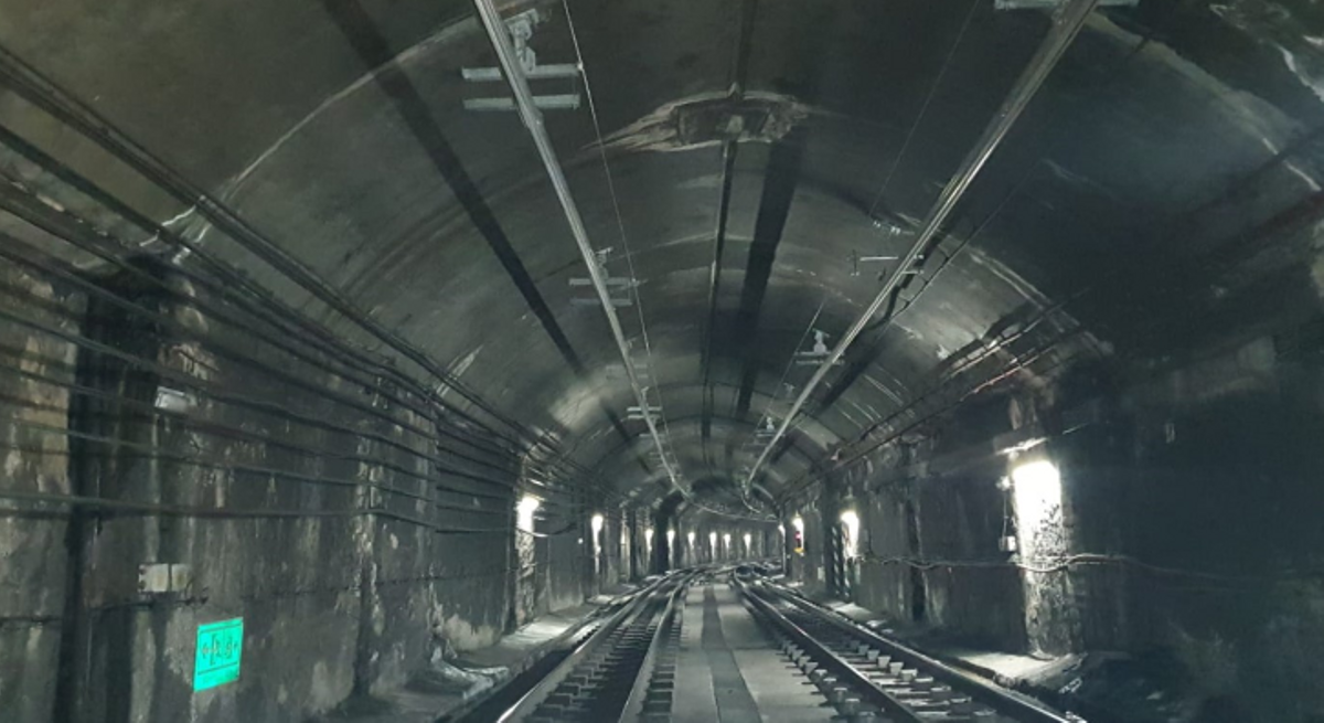 El túnel de FGC en L’Hospitalet de Llobregat. El túnel de FGC en L’Hospitalet de Llobregat.