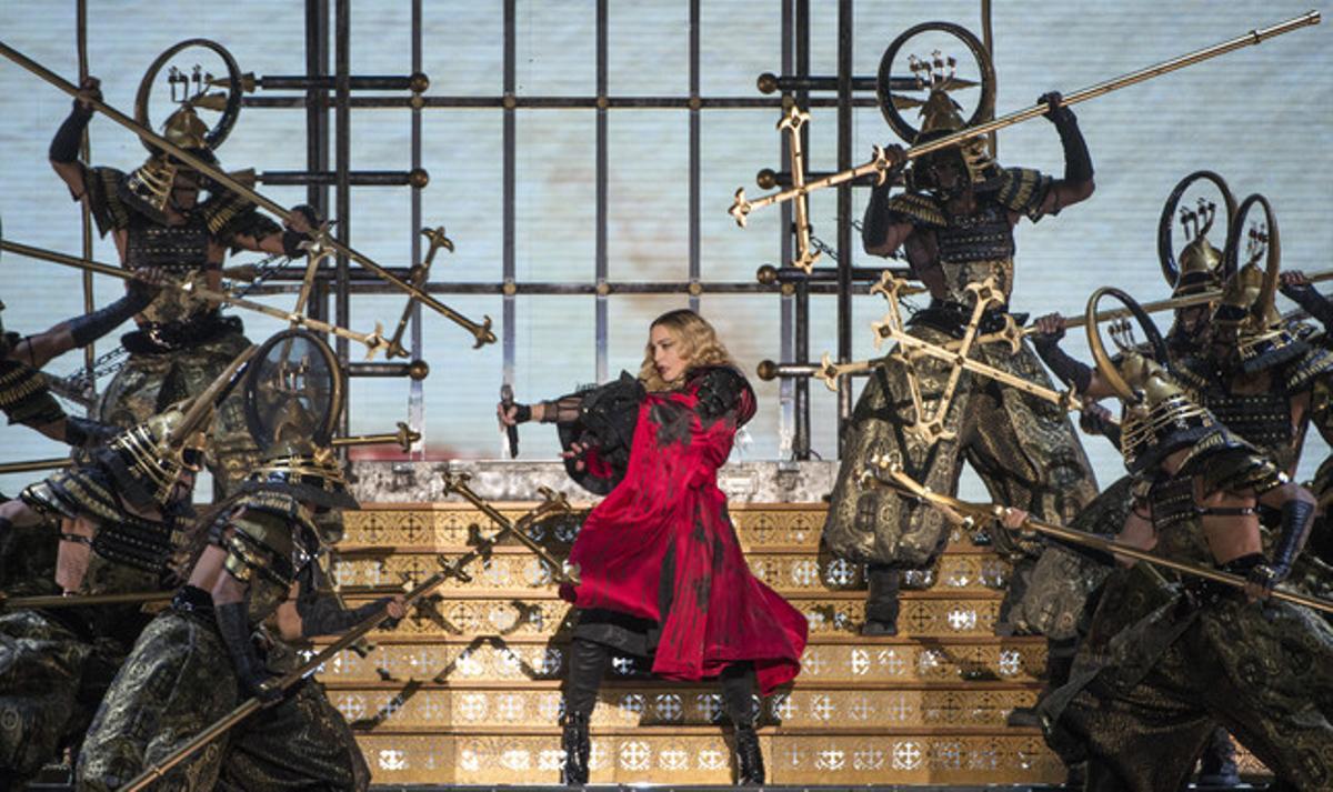 BARCELONA. 24.11.2015 Concierto de MADONNA en el Palau Sant Jordi en su Rebel Heart Tour. 