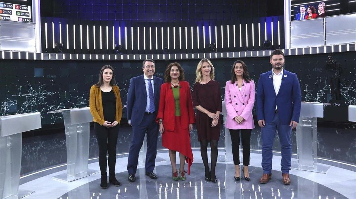 Los seis candidatos en el debate de TVE. Los seis candidatos en el debate de TVE.