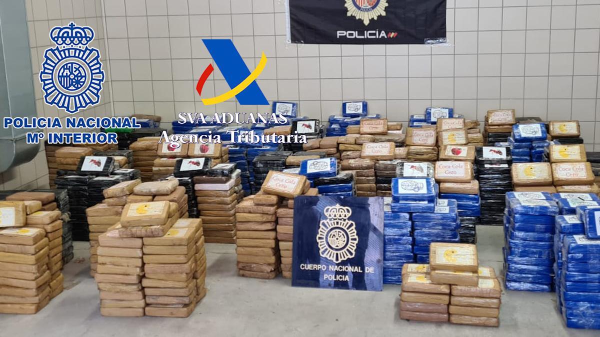Intervenidos 1.500 kilos de cocaína en un contenedor del puerto de Barcelona.