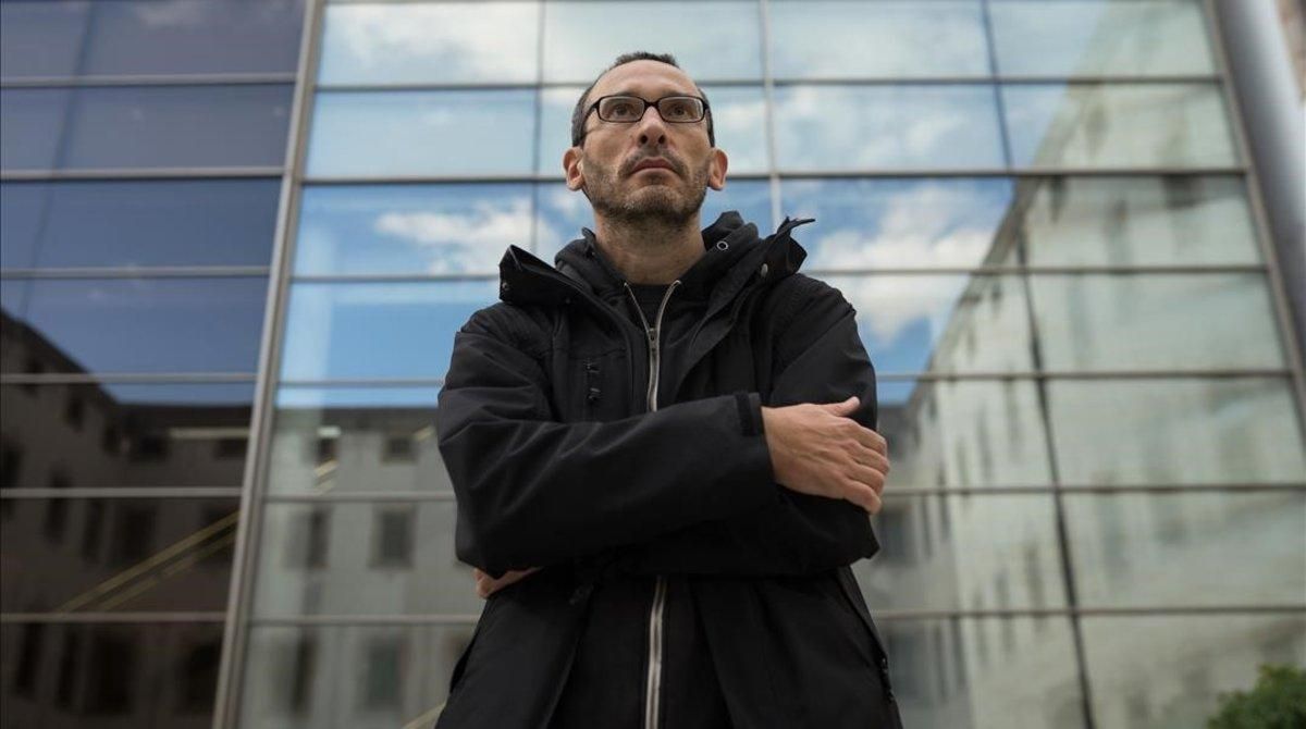 César Rendueles: «Ens han enganyat amb la igualtat d'oportunitats» César Rendueles: «Ens han enganyat amb la igualtat d'oportunitats»