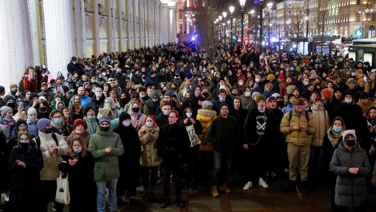 Manifestación contra la guerra, en San Petersburgo, Rusia, el 24 de febrero de 2022. 