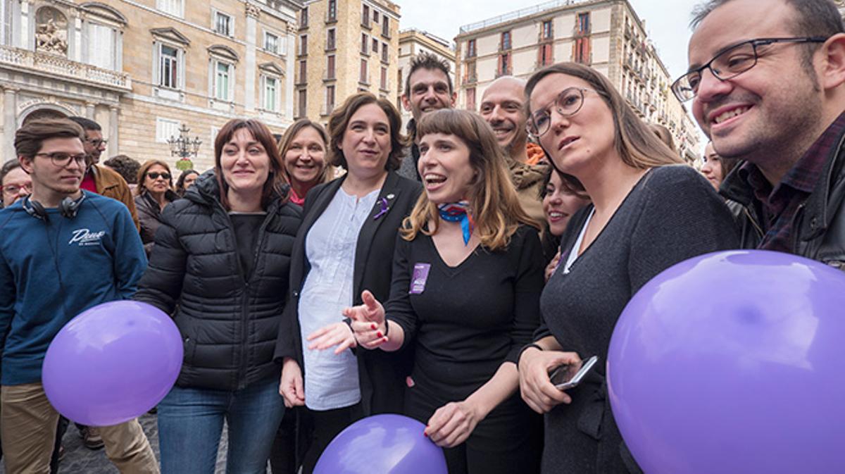 L’Ajuntament de Barcelona se suma a la ’huelga’ mundial de mujeres