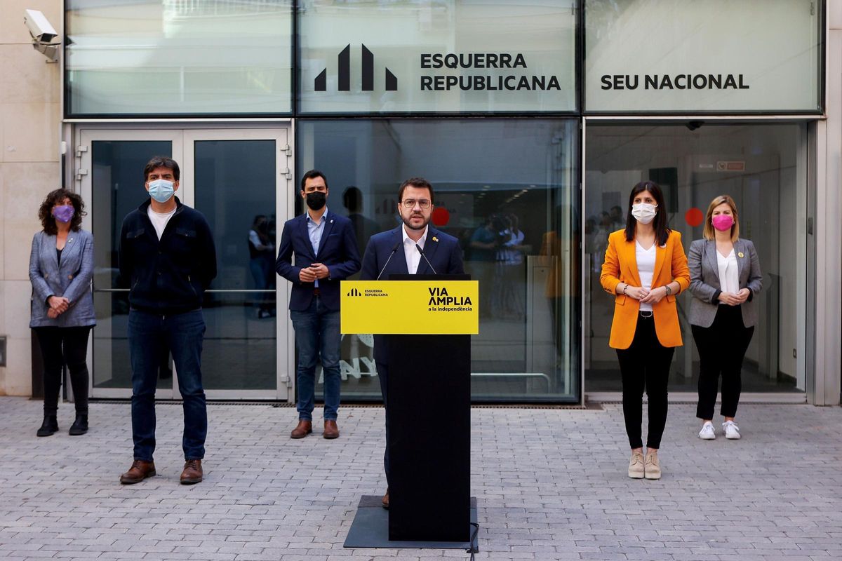 El dia que ERC es va fer gran: així es va gestar la revolta d’Aragonès contra Junts El dia que ERC es va fer gran: així es va gestar la revolta d’Aragonès contra Junts