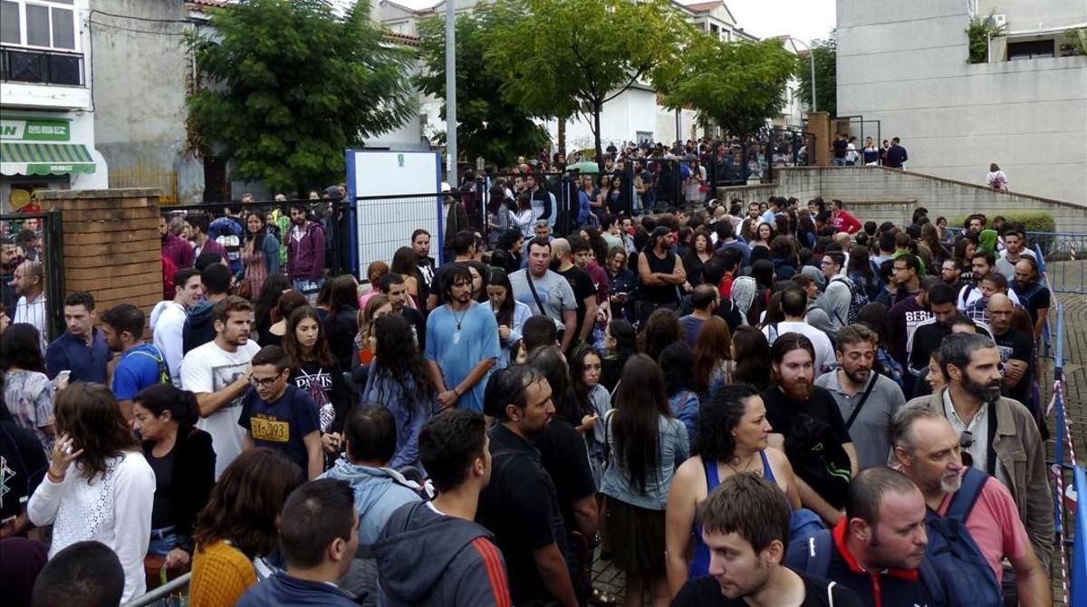 El ’casting’ para la serie ’Juego de tronos’ reunió a cerca de 5.000 personas en la localidad de Malpartida de Cáceres.
