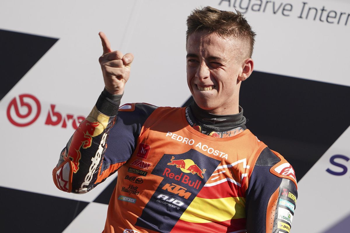 El murciano Pedro Acosta (KTM) ha conquistado, hoy, en Portimao el título mundial de M3. El murciano Pedro Acosta (KTM) ha conquistado, hoy, en Portimao el título mundial de M3.