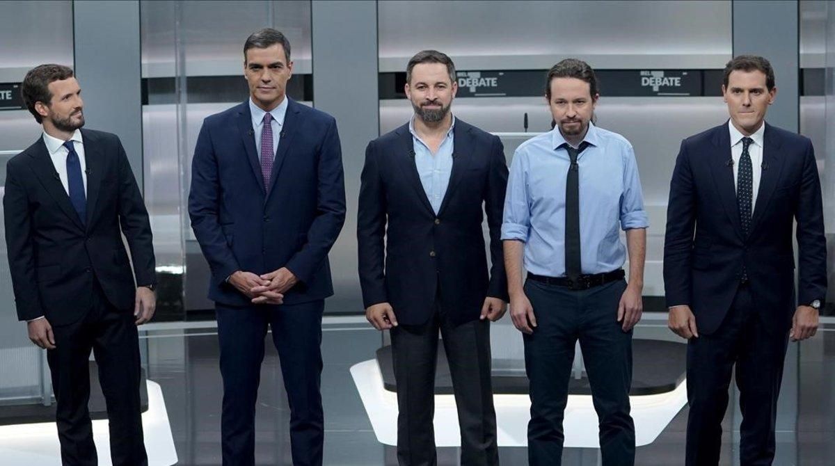 Los cinco candidatos, al inicio del debate electoral. Los cinco candidatos, al inicio del debate electoral.