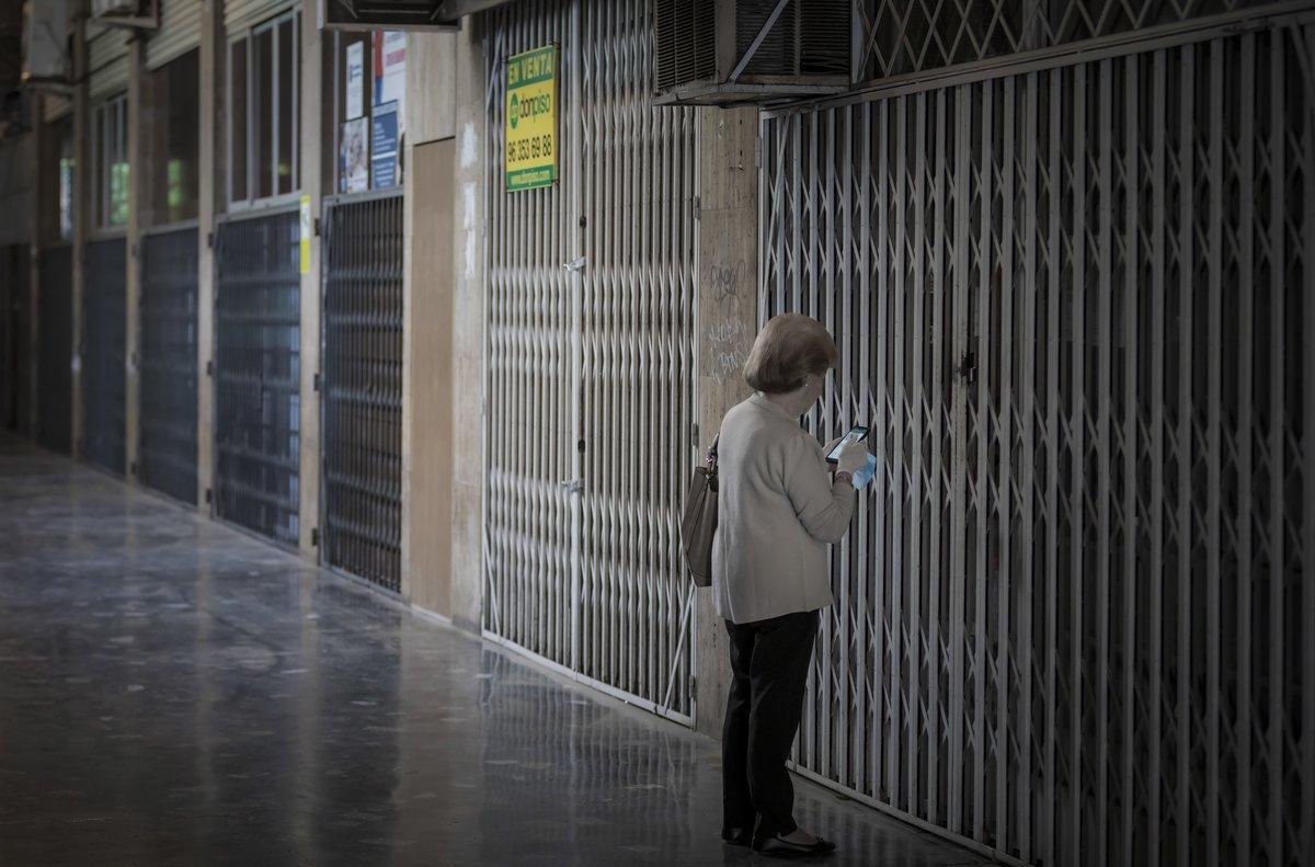 Comercios cerrados en València, el pasado mayo, en fase 0 de la desescalada. Comercios cerrados en València, el pasado mayo, en fase 0 de la desescalada.