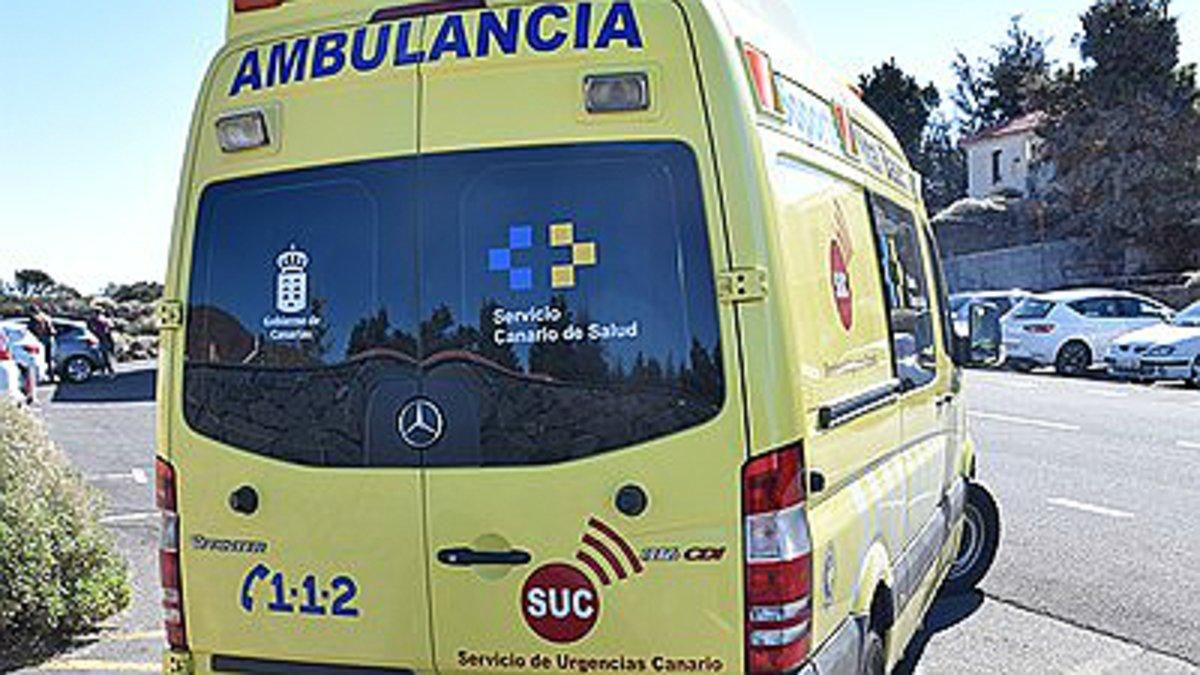 Ambulancia del Sistema d’Emergències Mèdiques. Ambulancia del Sistema d’Emergències Mèdiques.