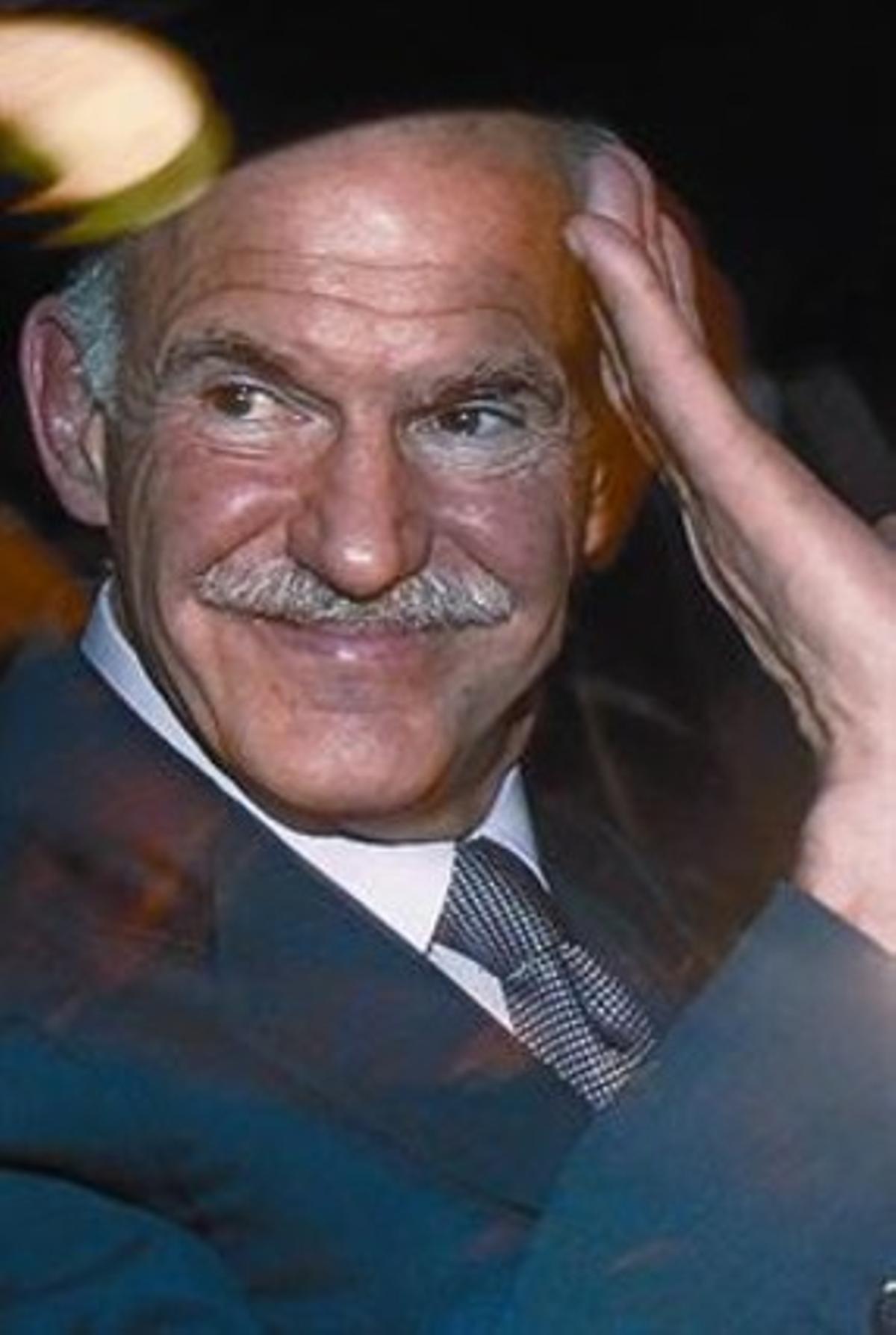 ¿DÓNDE ESTÁ LA GRACIA?3 Así ríen Trichet, Salgado, Draghi, Sarkozy, Bruni, Barroso, Largarde, Santamaría, Montoro, Rubalcaba, Rajoy, Berlusconi, Rodríguez Zapatero, Montilla, Strauss-Kahn, Nadal, Castells, Obama, Bernanke, Mas-Colell, Mas, Rosell, Toxo, Méndez, Guindos, Papandreu, Venizelos, Sócrates y Merkel.